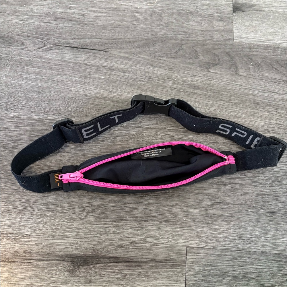 Spibelt Black Belt with Pink Zipper